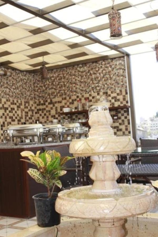 Downtown Hawaa Amman Hotel エクステリア 写真