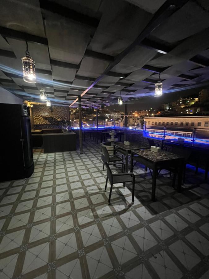 Downtown Hawaa Amman Hotel エクステリア 写真